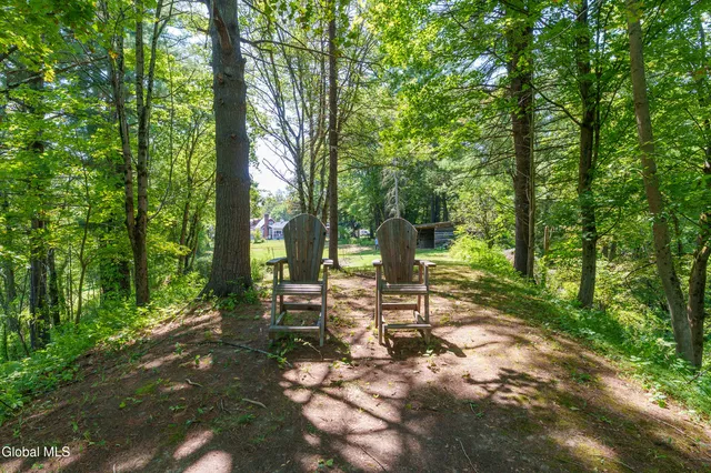 $525,000 | 17 Morningside Drive, Bethlehem, NY 12054