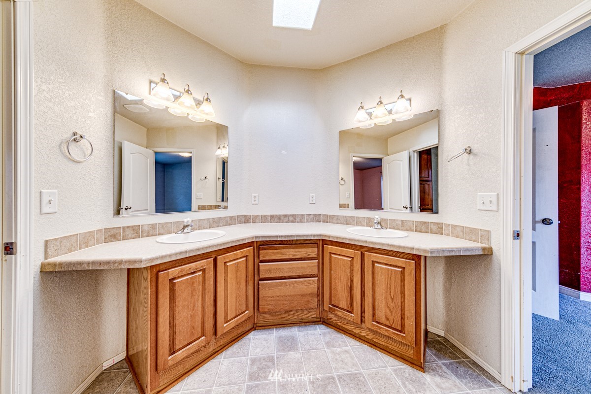 339 Rhodes Road Port Angeles, WA 98362 - Photo 20 of 40 Gallery Image 20