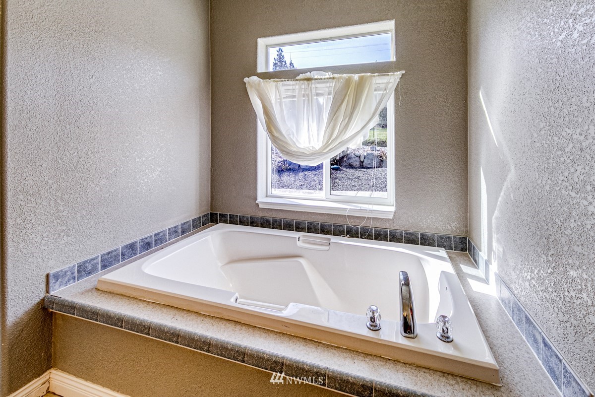 339 Rhodes Road Port Angeles, WA 98362 - Photo 28 of 40 Gallery Image 28