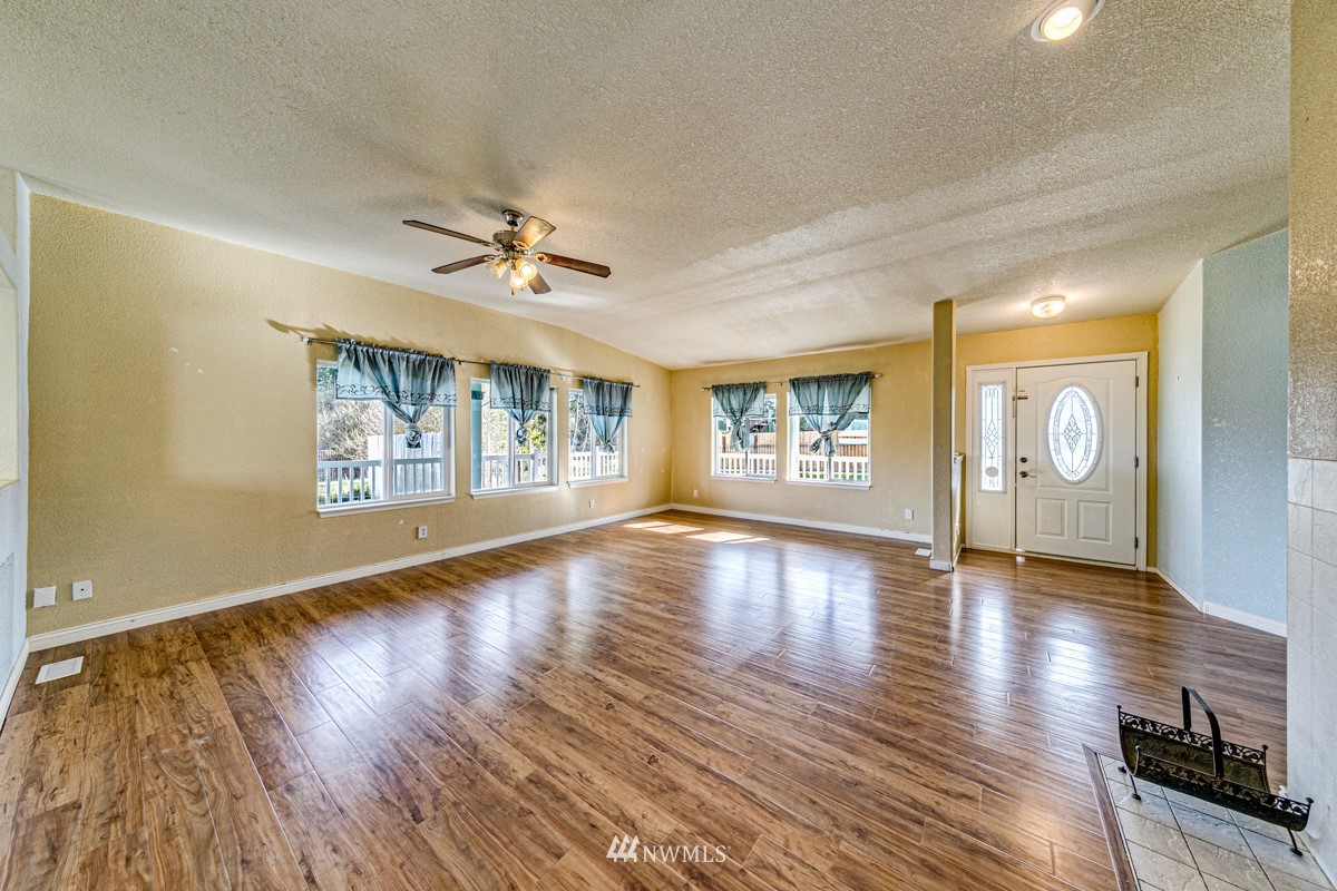 339 Rhodes Road Port Angeles, WA 98362 - Photo 7 of 40 Gallery Image 7