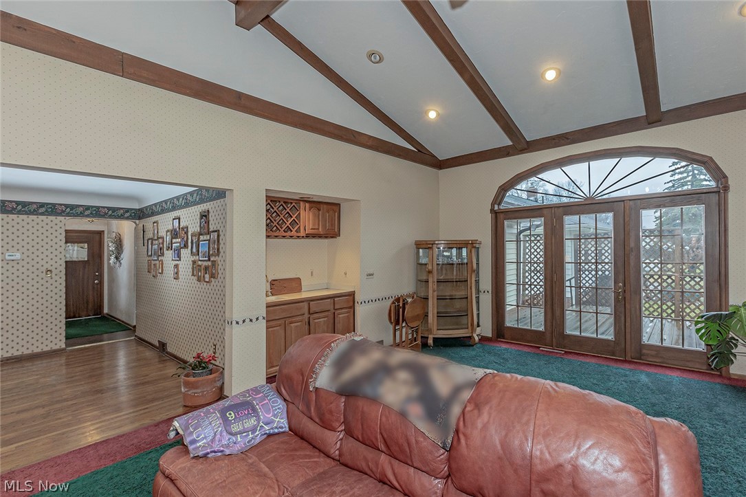 1401 Sunview Road Lyndhurst, OH 44124 - Photo 18 of 34