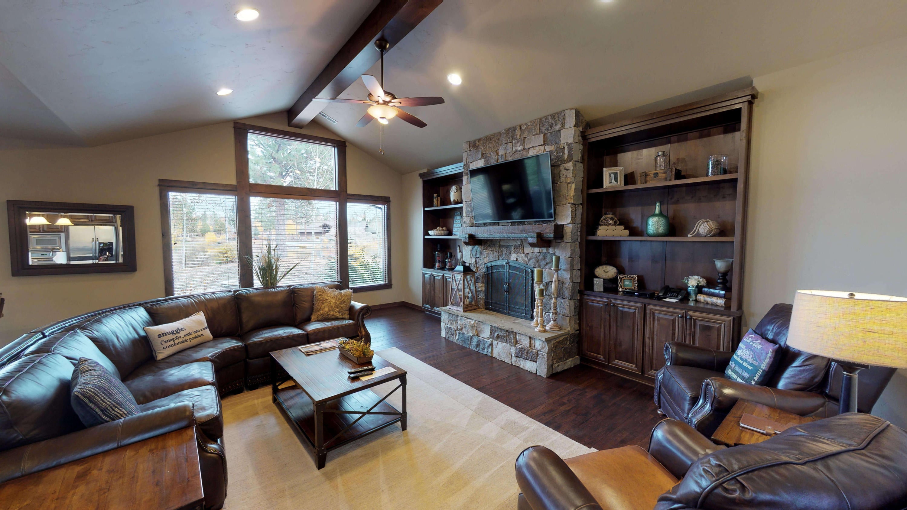 56538 Dancing Rock Loop, Unit 16 Bend, OR 97707 - Photo 6 of 32 16_CalderaCabin (5)