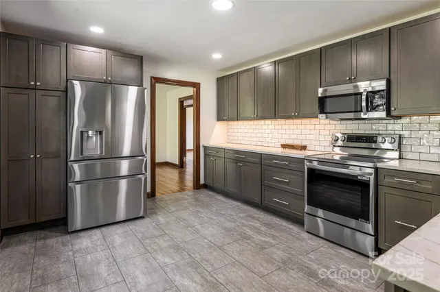 $599,000 | 36 Brooks Branch Road, Leicester, NC 28748