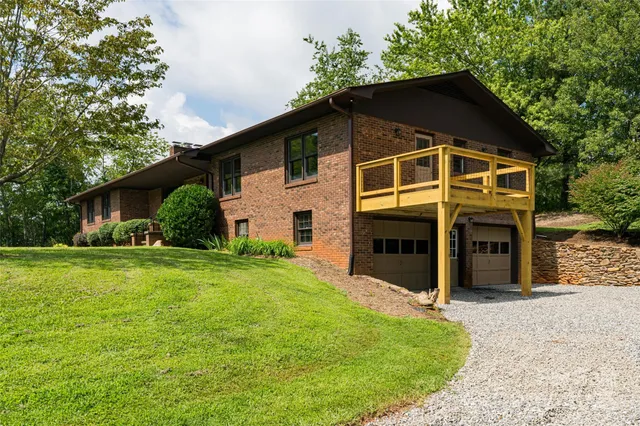 $599,000 | 36 Brooks Branch Road, Leicester, NC 28748