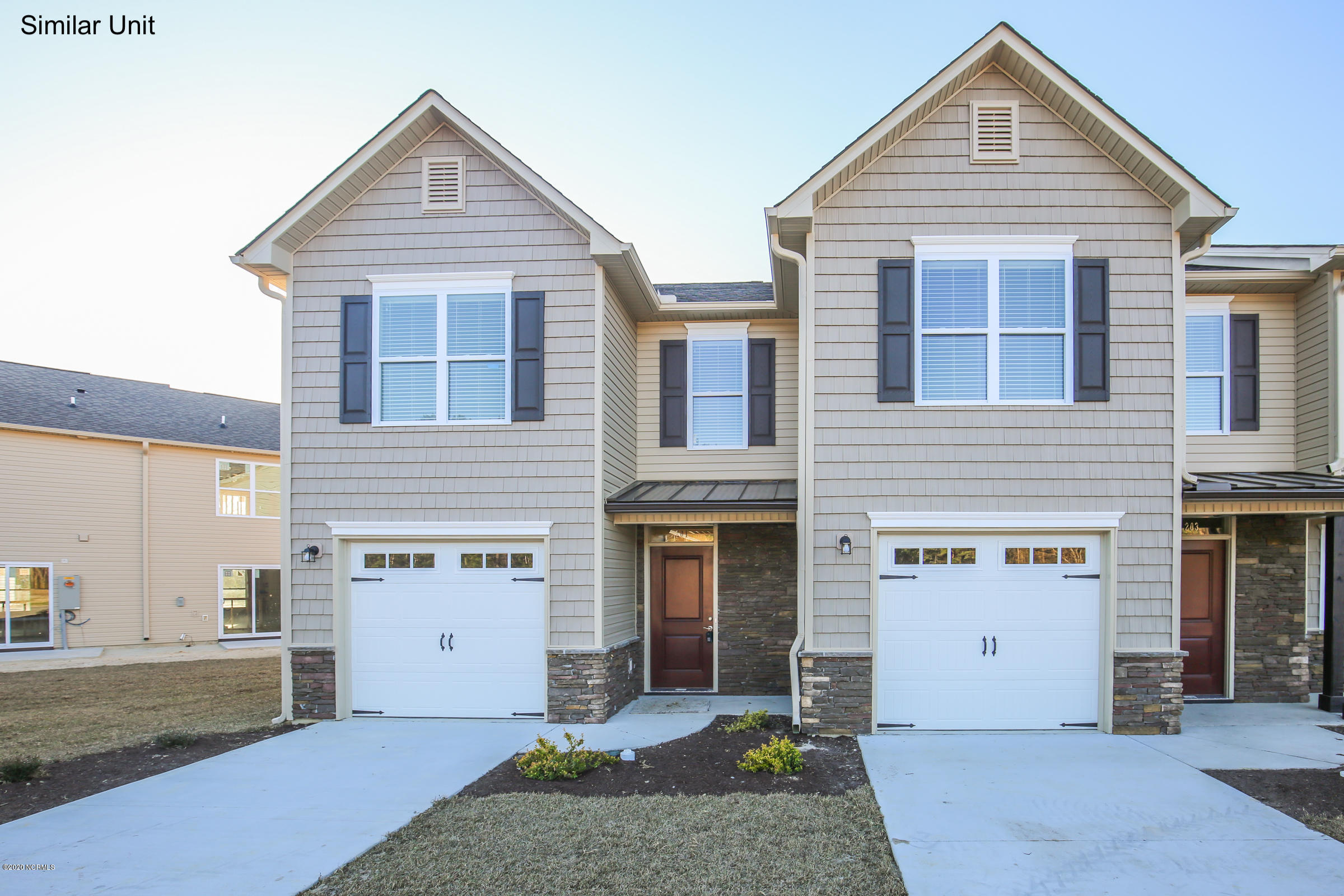301 Glenellen Loop Road Midway Park, NC 28544 - Photo 2 of 16 20180613191222078481000000-o