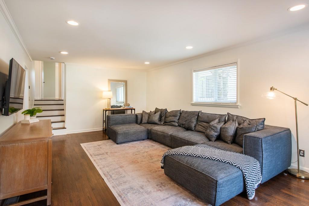 431 Chevelle Lane Decatur, GA 30030 - Photo 4 of 48