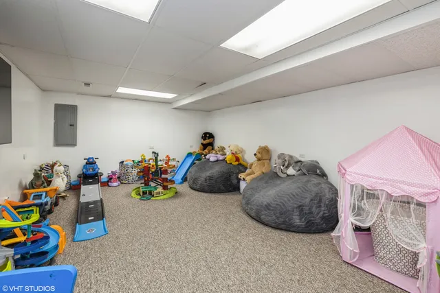 $779,900 | 7517 Main Street, Darien, IL 60561