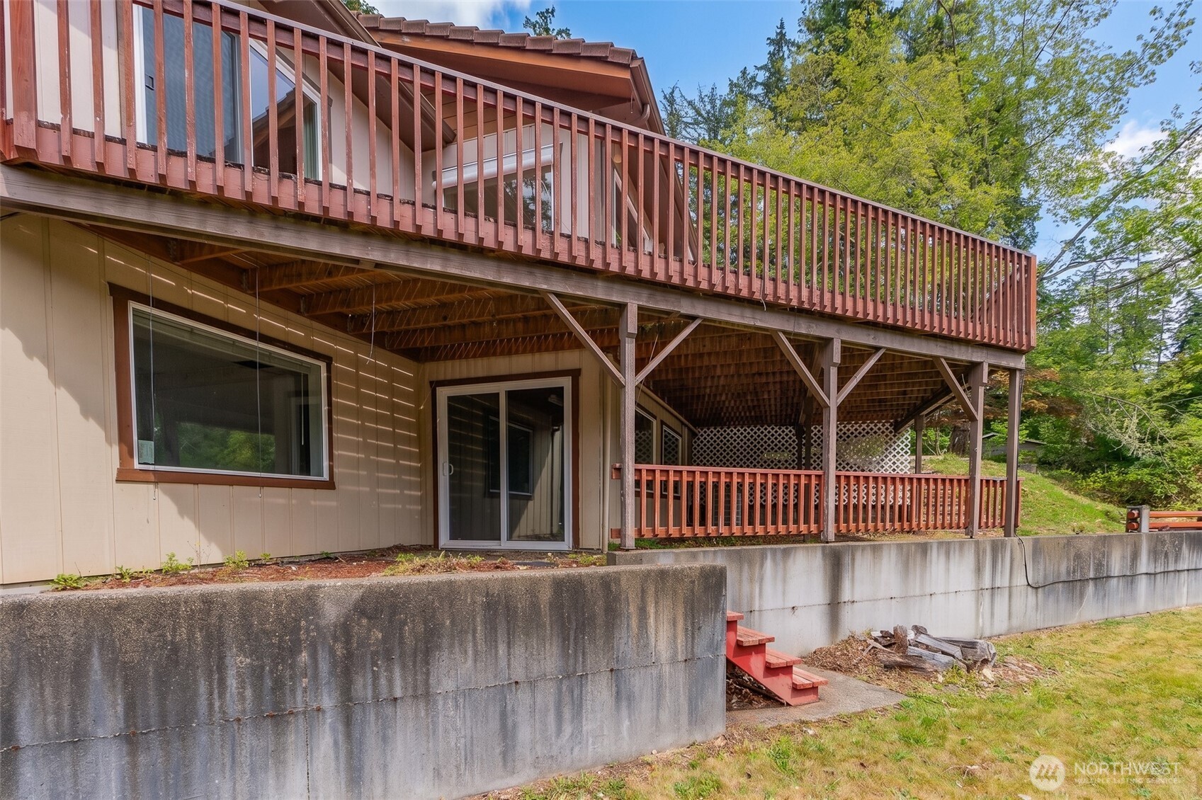 5470 East Grapeview Loop Road Allyn, WA 98524 - Photo 6 of 35