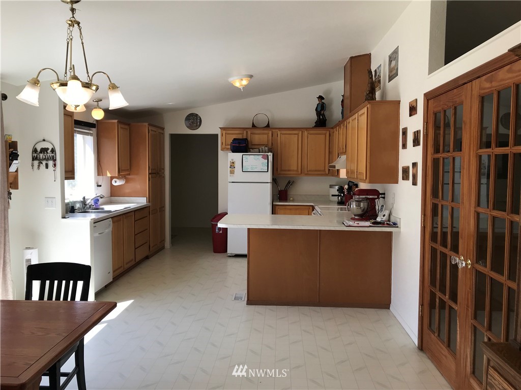 650 Teitzel Road Centralia, WA 98531 - Photo 4 of 25 Gallery Image 4