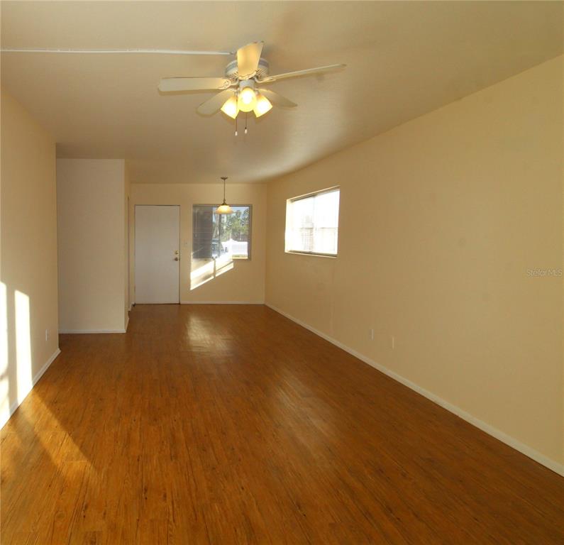 3001 Bee Ridge Road, Unit 117 Sarasota, FL 34239 - Photo 3 of 16