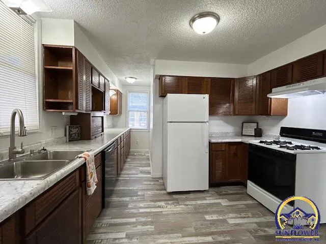 $119,950 | 1115 Southwest Woodward Avenue, Topeka, KS 66604