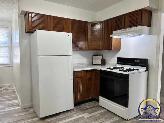 $119,950 | 1115 Southwest Woodward Avenue, Topeka, KS 66604