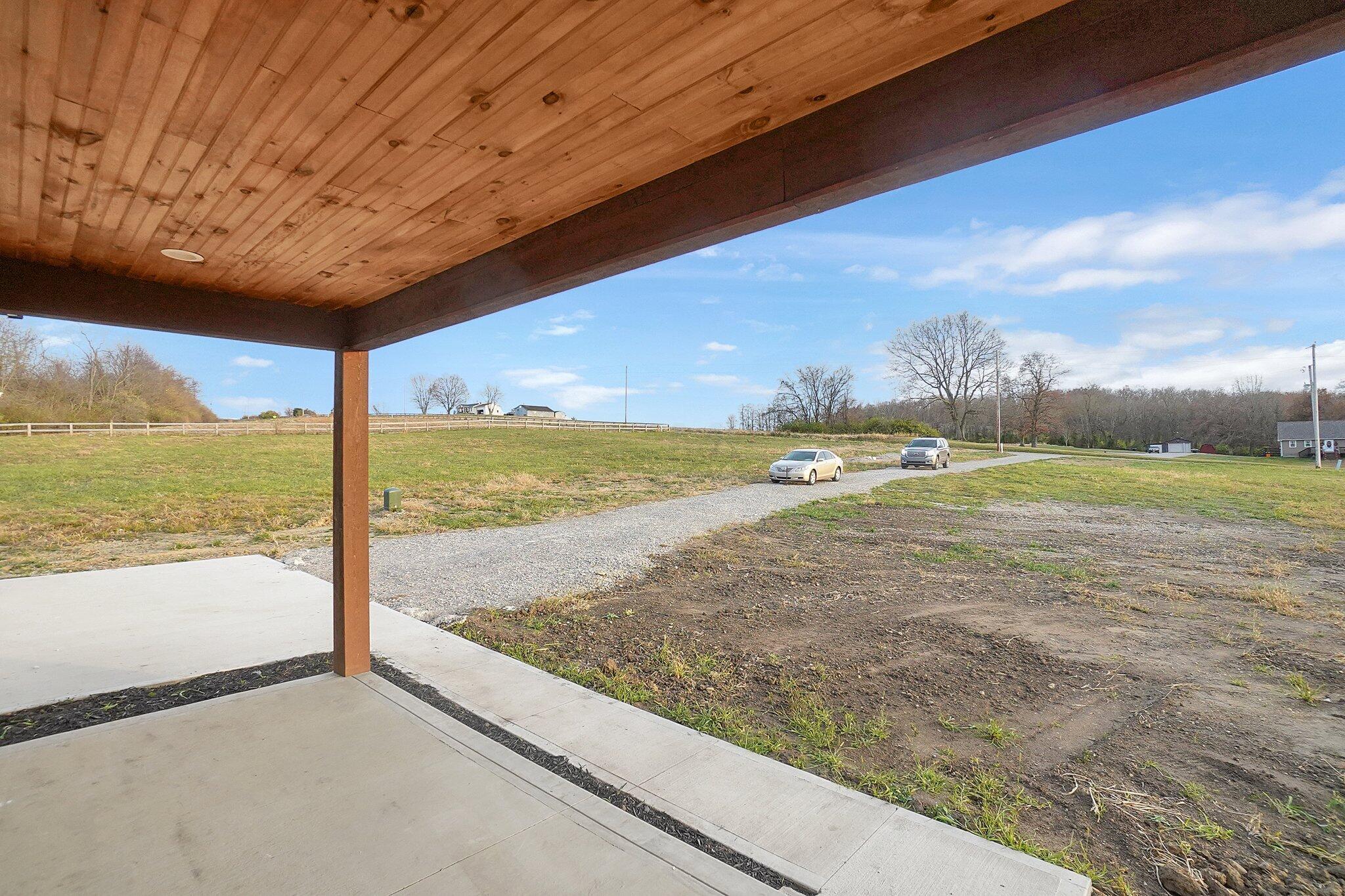 14770 South Perry Road Laurelville, OH 43135 - Photo 4 of 34 23AB4288-D9C3-4709-9326-685065E3CFB0