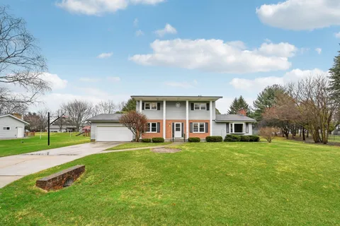 $445,000 | 3753 Park Knoll Drive, Madison, WI 53718