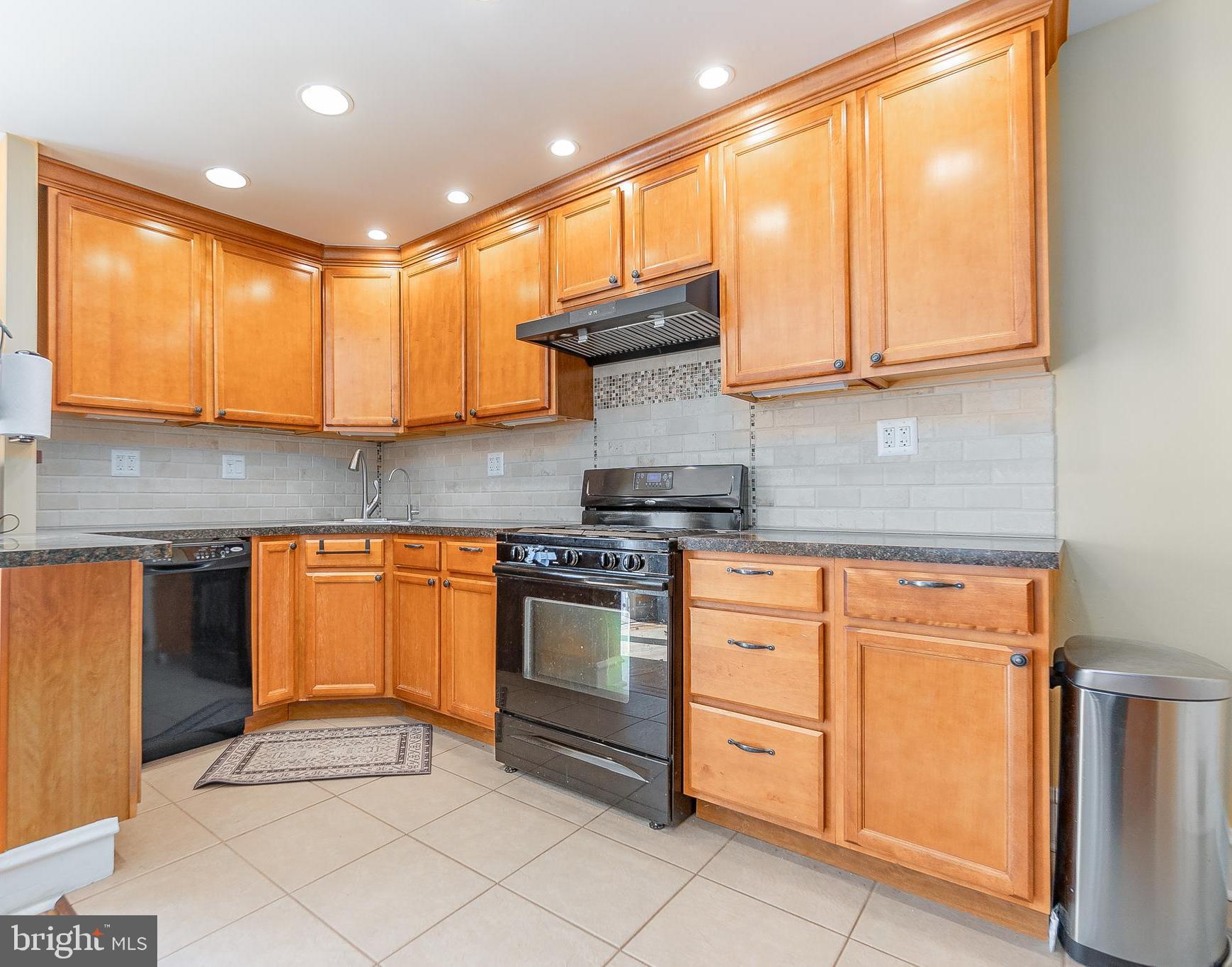 741 Humphreys Road Ardmore, PA 19003 - Photo 15 of 34 Kitchen