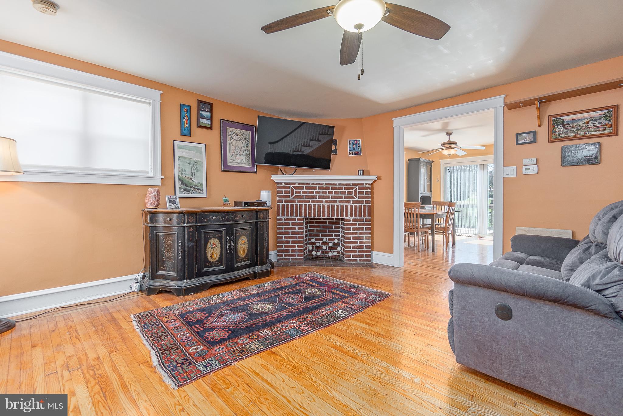 741 Humphreys Road Ardmore, PA 19003 - Photo 5 of 34 Living Room