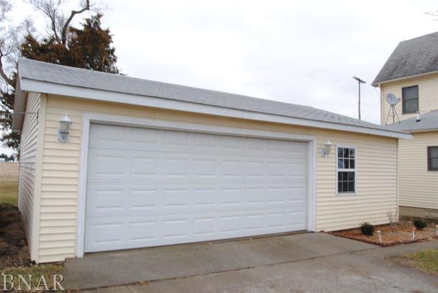 9001 Birkbeck Road Clinton, IL 61727 - Photo 13 of 23