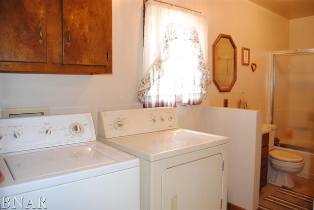9001 Birkbeck Road Clinton, IL 61727 - Photo 3 of 23