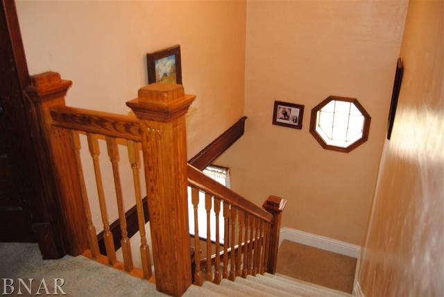 9001 Birkbeck Road Clinton, IL 61727 - Photo 8 of 23