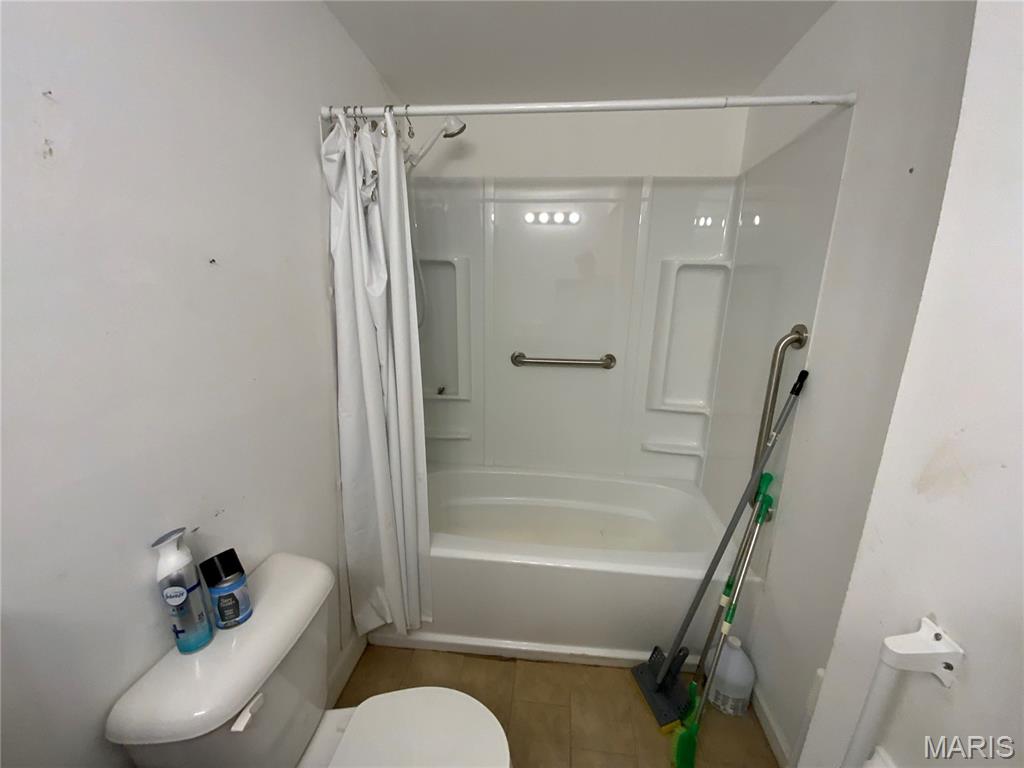 17303 Manchester Road Wildwood, MO 63038 - Photo 25 of 44