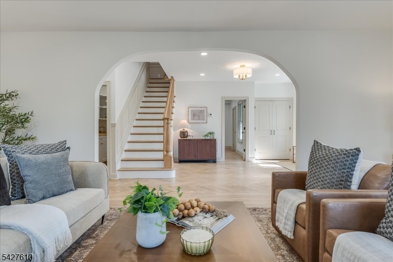 1900 Black River Road Bedminster, NJ 07931 - Photo 10 of 49