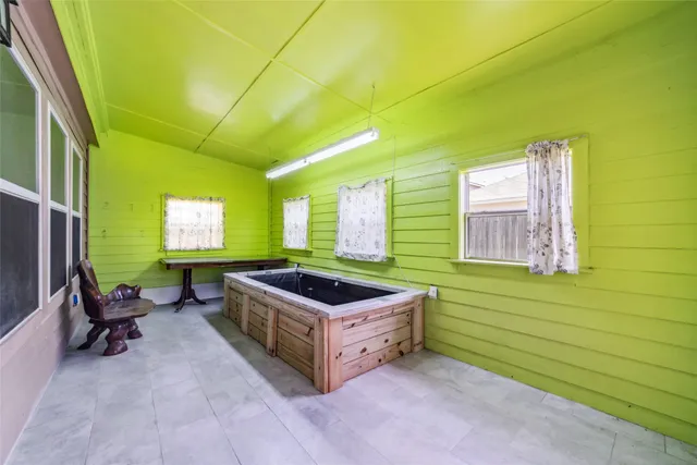 $2,400 | 3530 Barkers Crossing Avenue, Houston, TX 77084