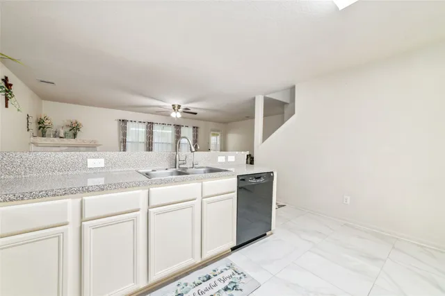 $2,400 | 3530 Barkers Crossing Avenue, Houston, TX 77084