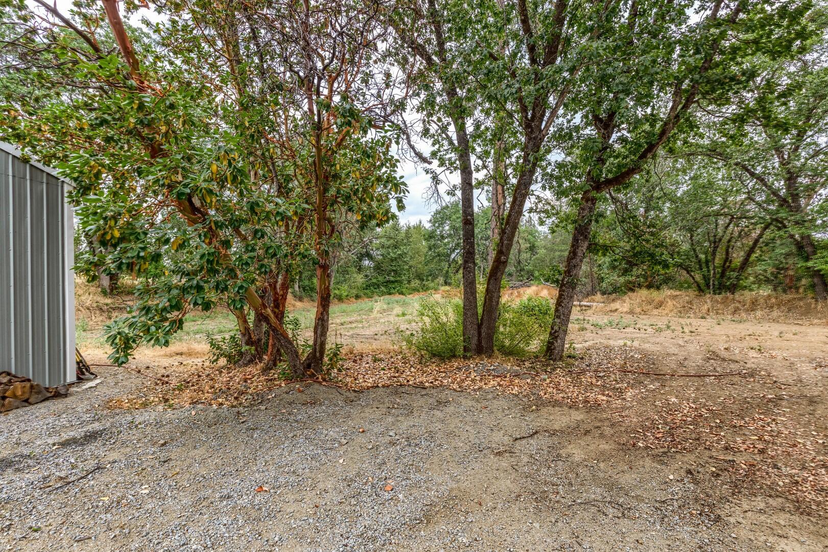 4946 Old Stage Road Central Point, OR 97502 - Photo 33 of 48 OSR(57)
