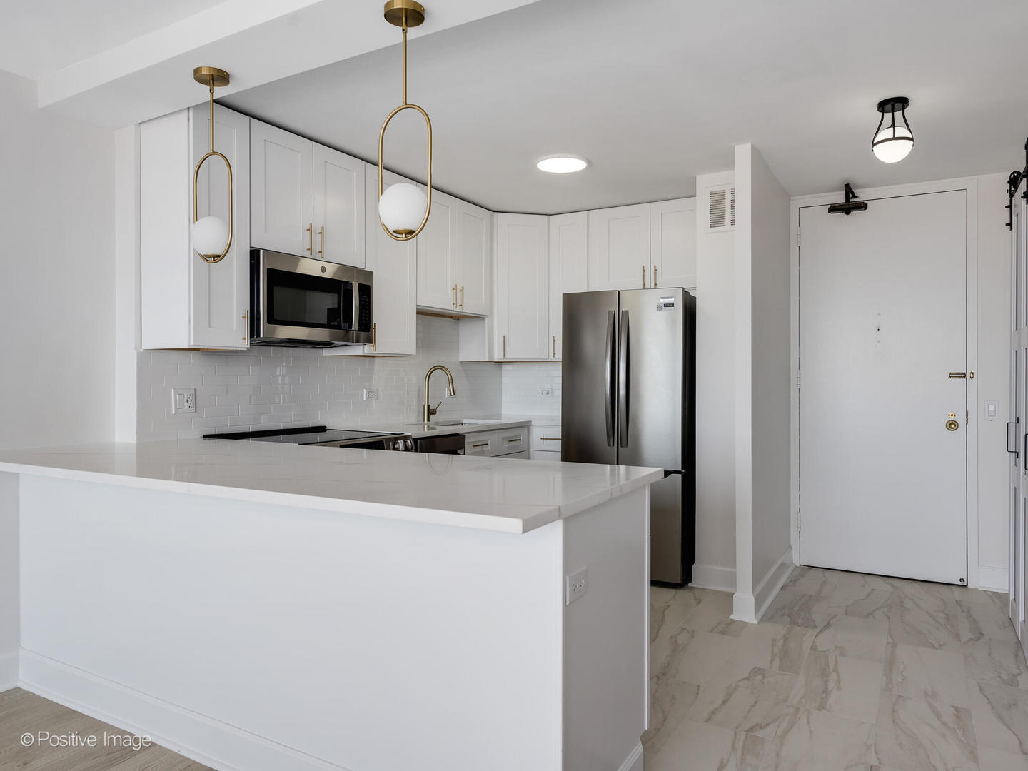 5445 North Sheridan Road, Unit 3107 Chicago, IL 60640 - Photo 6 of 17