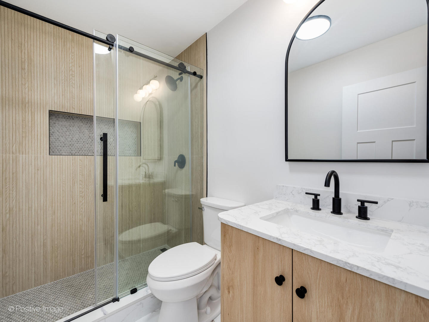 5445 North Sheridan Road, Unit 3107 Chicago, IL 60640 - Photo 10 of 17