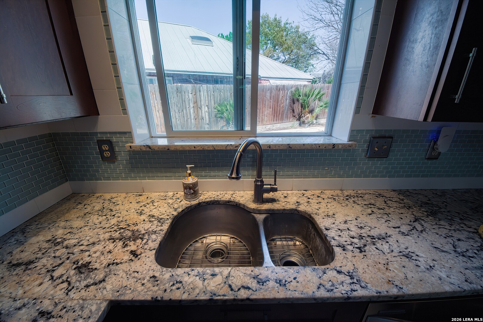 7704 Rohrdanz Live Oak, TX 78233 - Photo 14 of 30