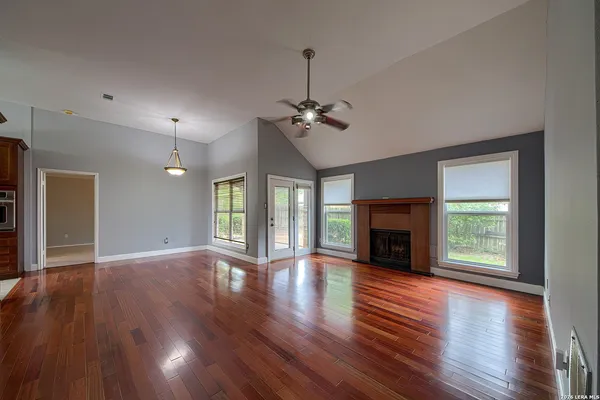 $279,999 | 7704 Rohrdanz, Live Oak, TX 78233