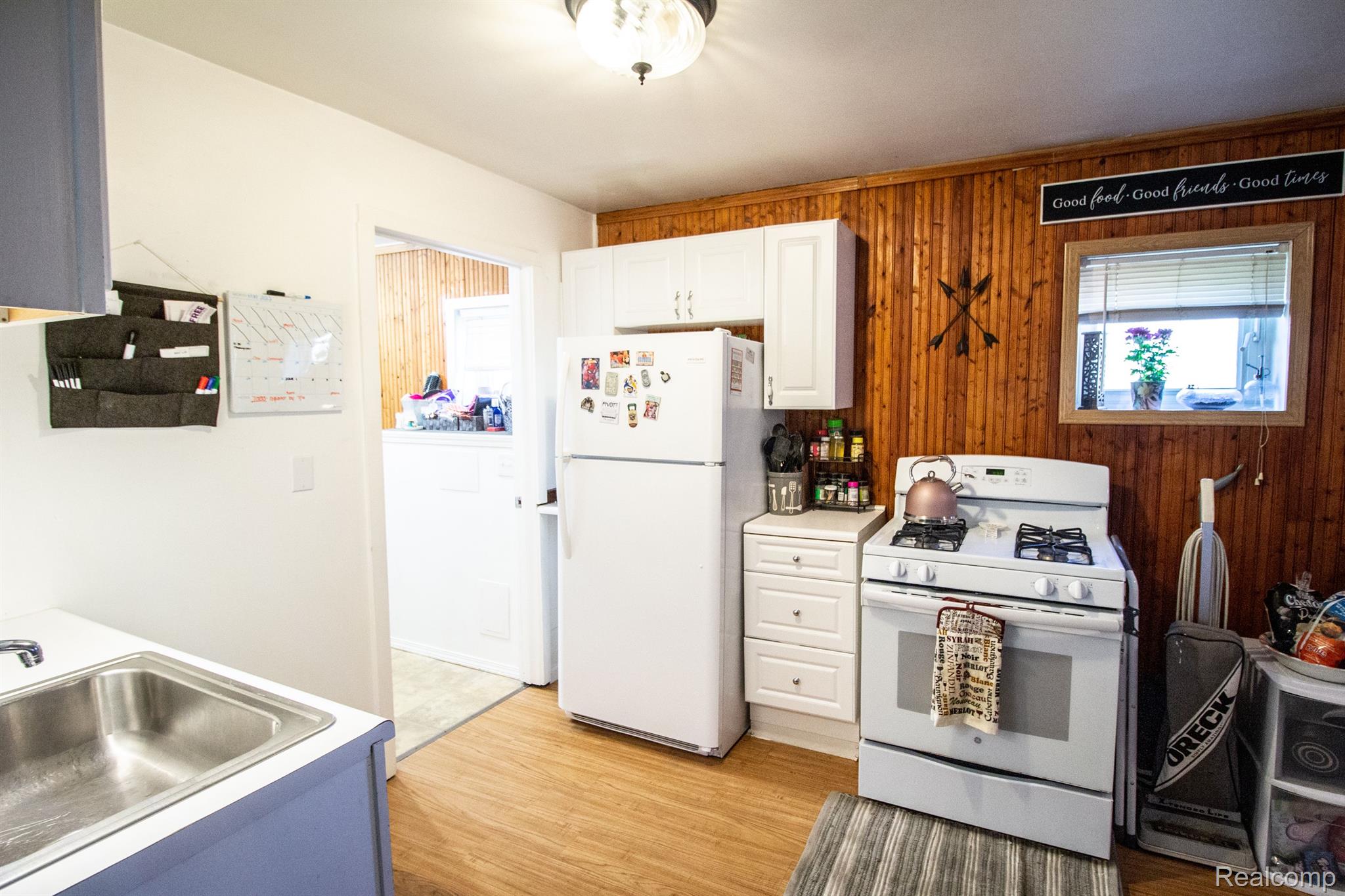 5347 Flushing Road Flushing, MI 48433 - Photo 5 of 17 Gallery Image 5