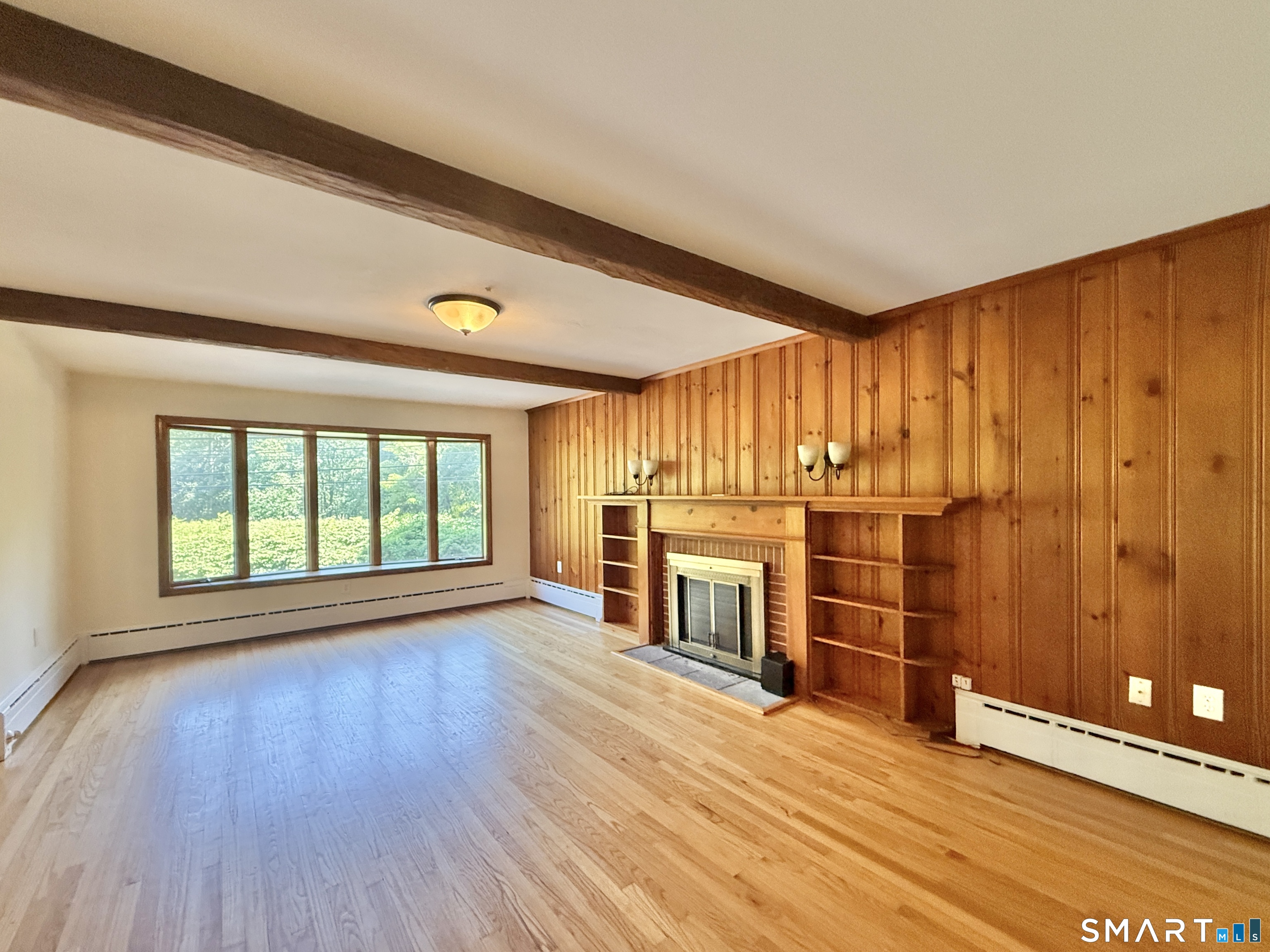 2326 Old Town Road Bridgeport, CT 06606 - Photo 7 of 33