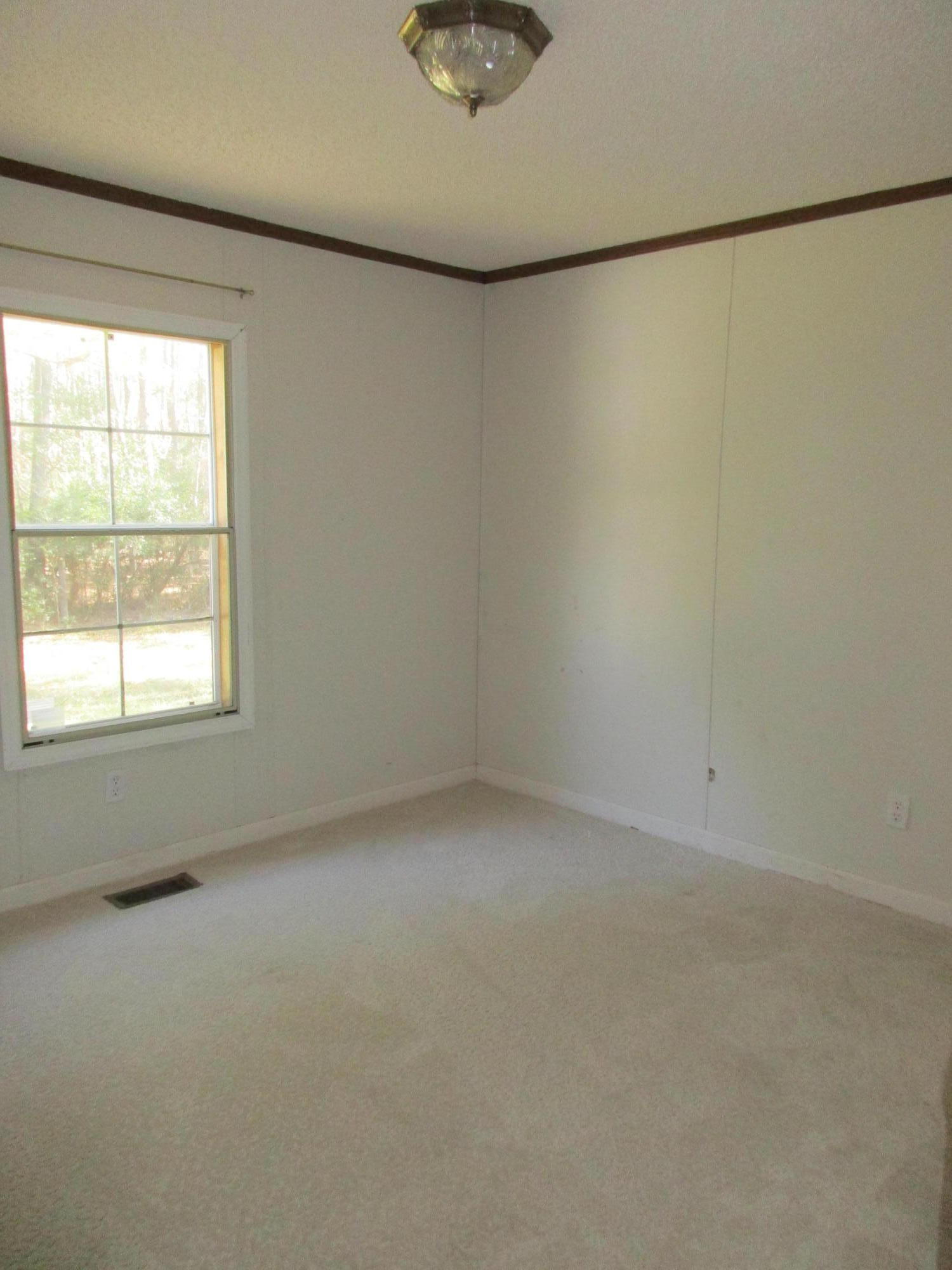 4276 Sebago Road Meggett, SC 29449 - Photo 6 of 14 IMG_0023