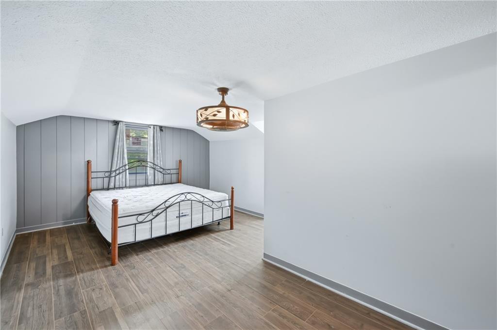2310 South Keel Ridge Road Hermitage, PA 16148 - Photo 21 of 50 PRIMARY BEDROOM