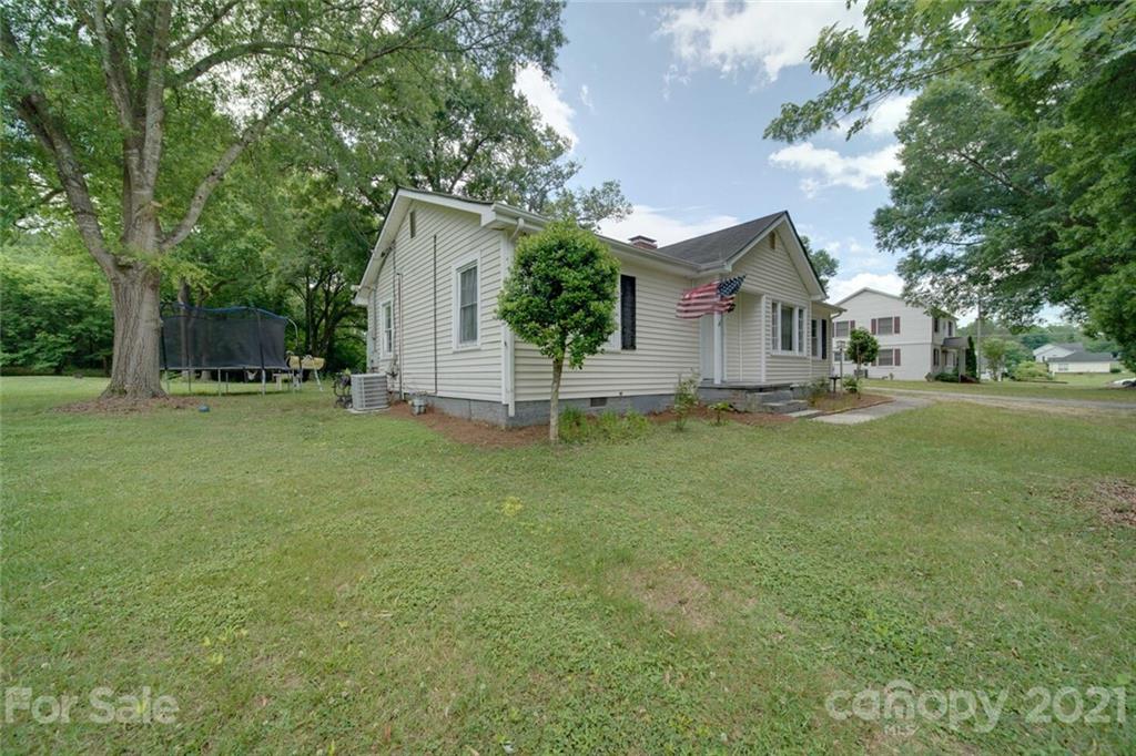 1109 Griffith Road Monroe, NC 28112 - Photo 3 of 42 Gallery Image 3