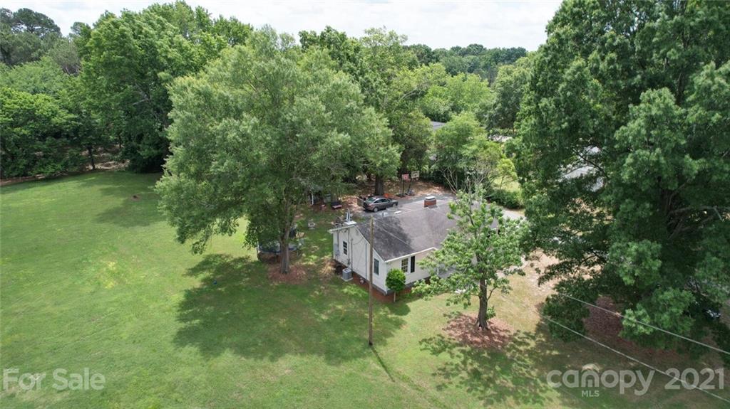 1109 Griffith Road Monroe, NC 28112 - Photo 6 of 42 Gallery Image 6
