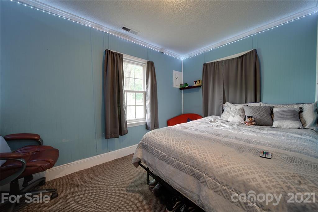1109 Griffith Road Monroe, NC 28112 - Photo 9 of 42 Gallery Image 9
