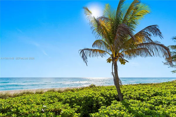 $4,250 | 1920 South Ocean Drive, Unit 17D, Hallandale Beach, FL 33009