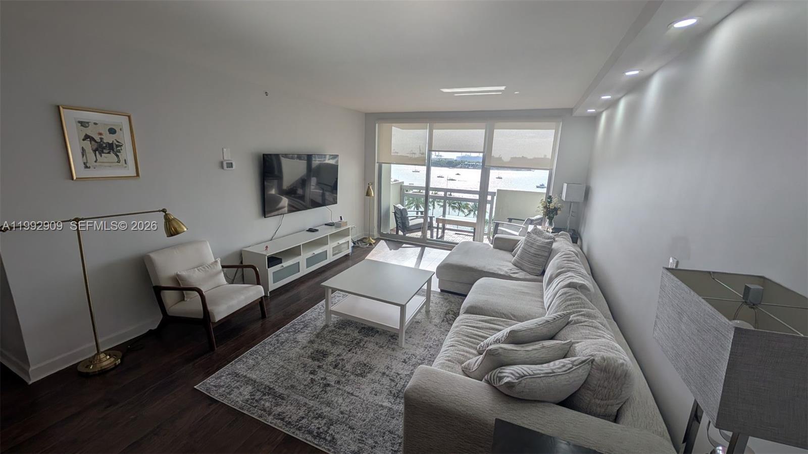 1500 Bay Road, Unit 822S Miami Beach, FL 33139 - Photo 3 of 30
