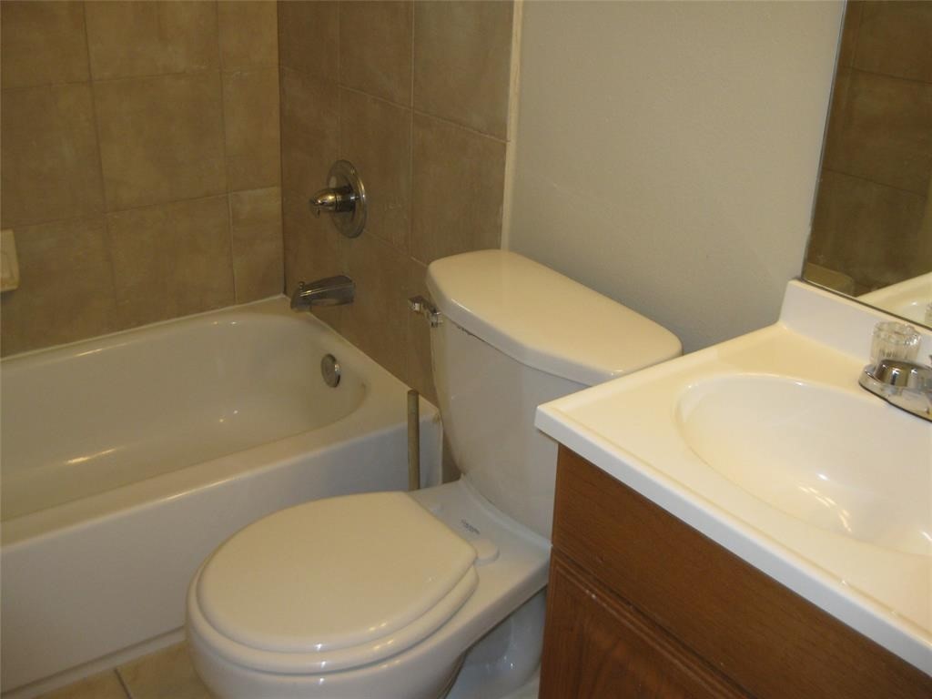 3010 Oakdale Street, Unit 4 Houston, TX 77004 - Photo 5 of 8