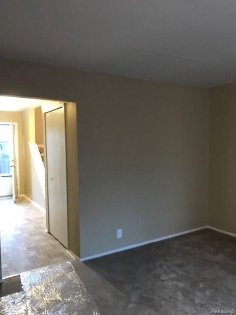 8401 18 18 Mile Road, Unit 27C Sterling Heights, MI 48313 - Photo 21 of 35