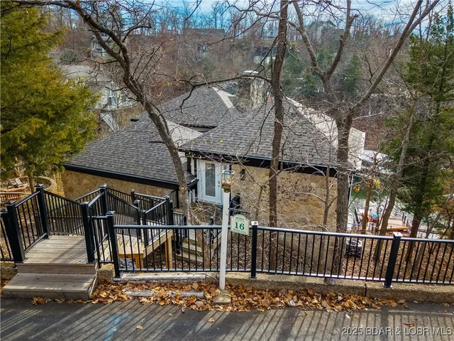 $825,000 | 16 Shelter Cove, Osage Beach, MO 65065