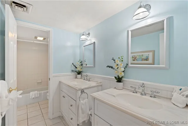 $825,000 | 16 Shelter Cove, Osage Beach, MO 65065