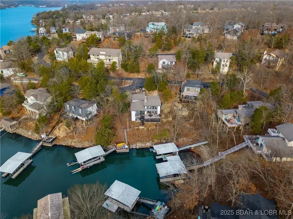 $825,000 | 16 Shelter Cove, Osage Beach, MO 65065
