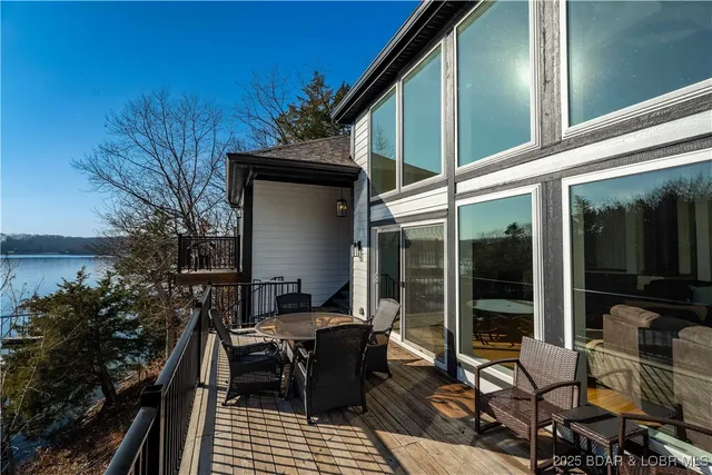 $825,000 | 16 Shelter Cove, Osage Beach, MO 65065