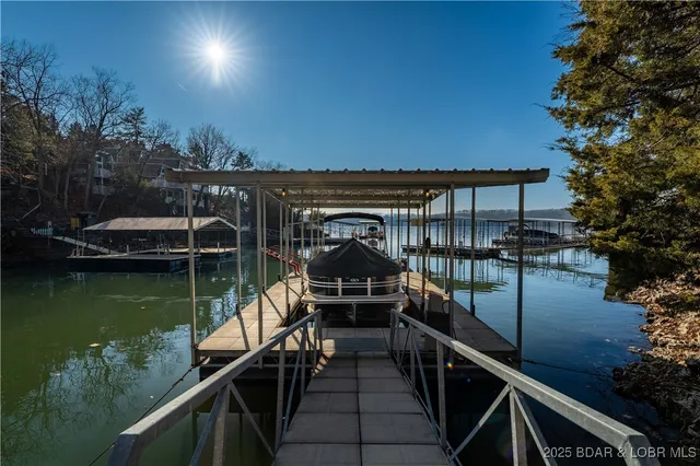 $825,000 | 16 Shelter Cove, Osage Beach, MO 65065