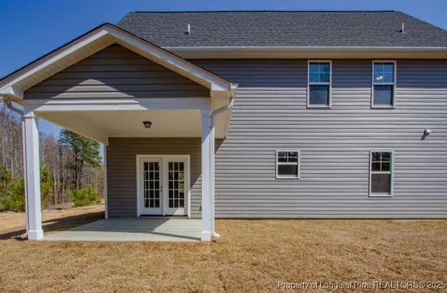 a view of a house with porch