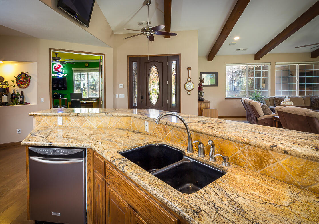 40863 D Sierra Drive Three Rivers, CA 93271 - Photo 13 of 63 From Kitchen-35